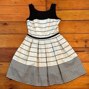Black and white polkadot and striped dress. Size 6 wedding, classic, preppy